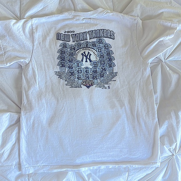 NY Yankees 2009 World Series Champions Tee M Unisex - Picture 3 of 4